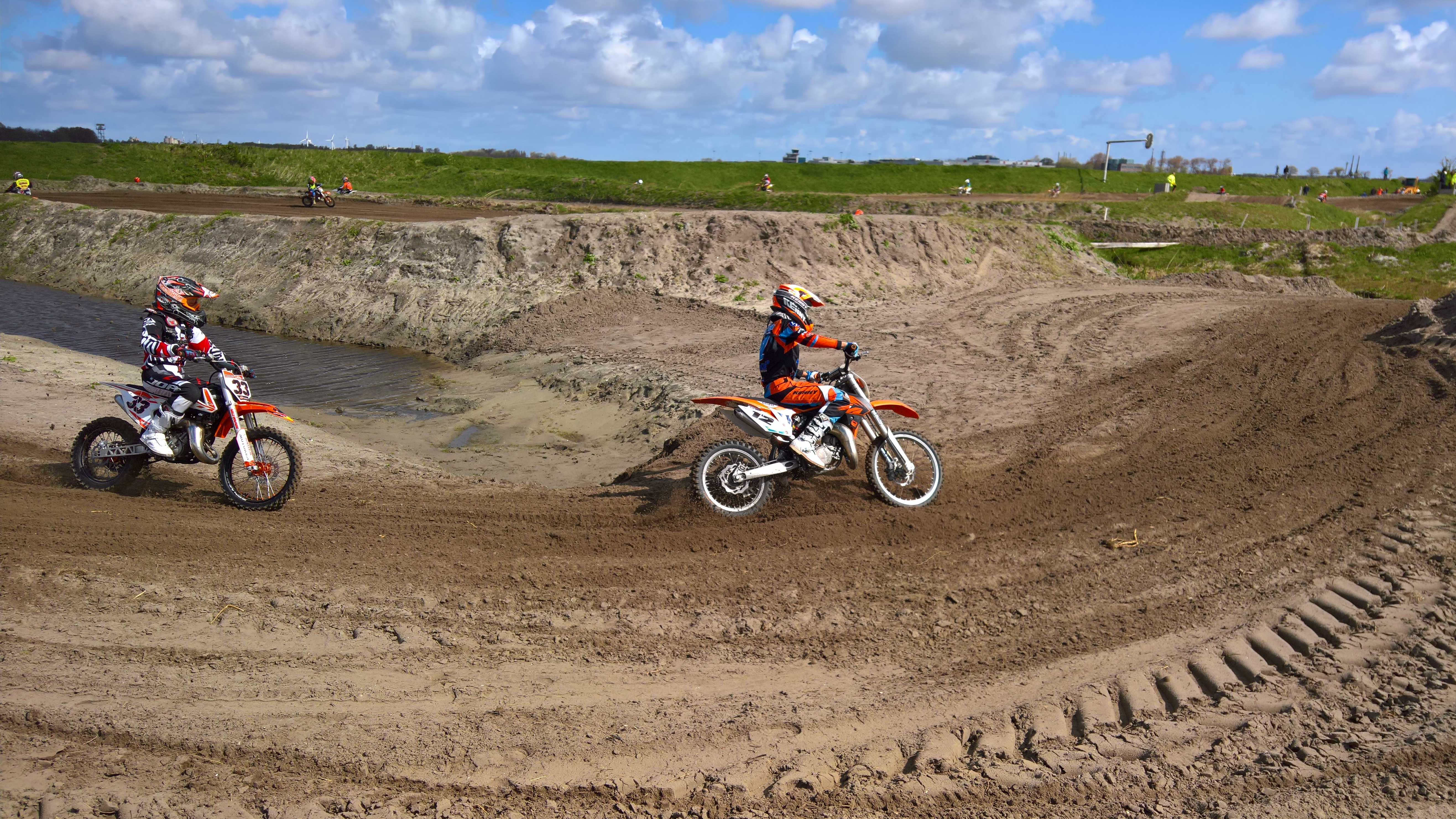 Noordhollands Dagblad - Motorcrossers in Den Helder weer ...
